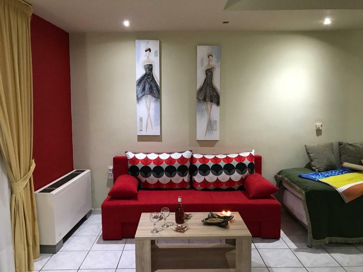 Steps To Nea Chora Beach Angela Apt ,10Min To Town خانيا المظهر الخارجي الصورة